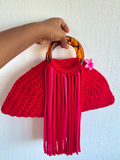 KAYSINA Halo Bag – Hot Pink Handmade Fringe Crochet Bag