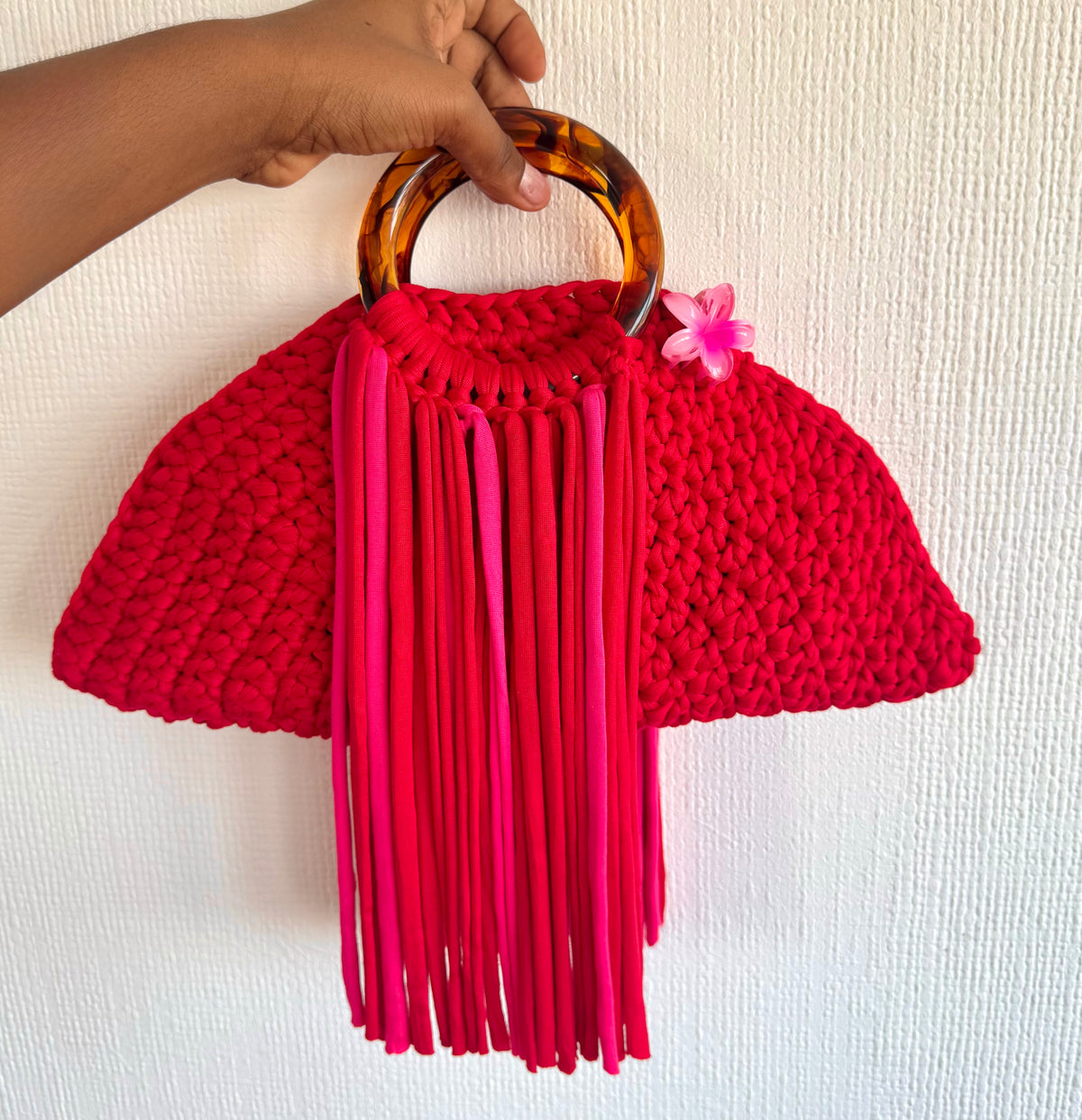 KAYSINA Halo Bag – Hot Pink Handmade Fringe Crochet Bag