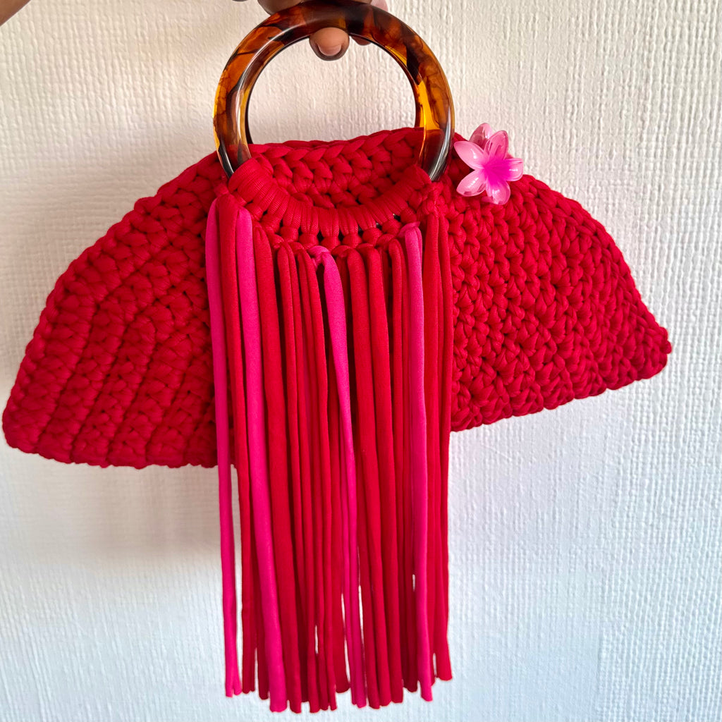 KAYSINA Halo Bag – Hot Pink Handmade Fringe Crochet Bag
